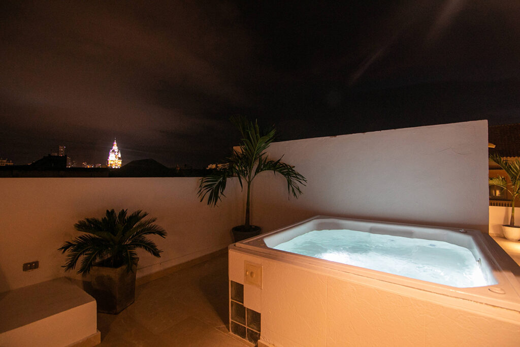 11 Bedroom House for Rent in Cartagena_12
