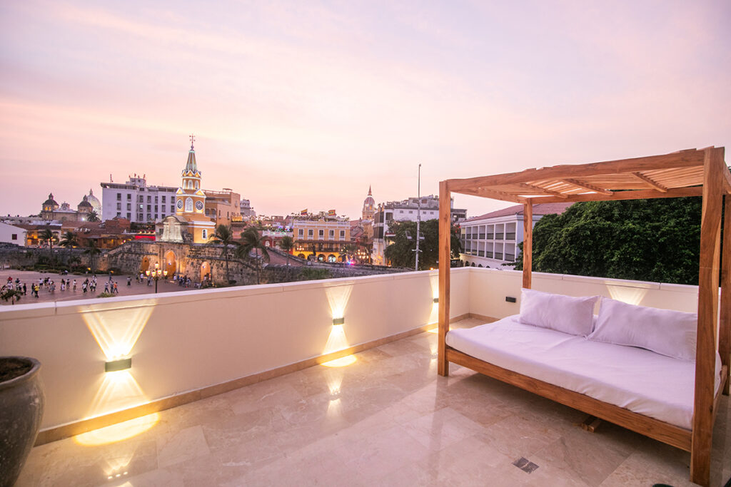 21 Bedroom House for Rent in Cartagena_7