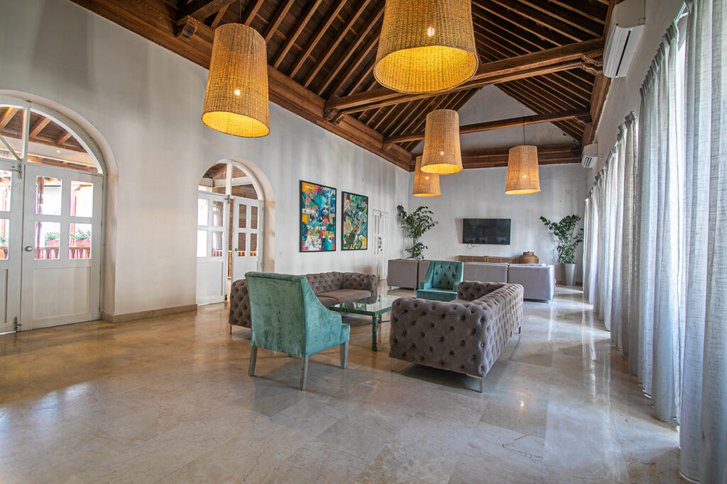 15 Bedroom House for Rent in Cartagena_5