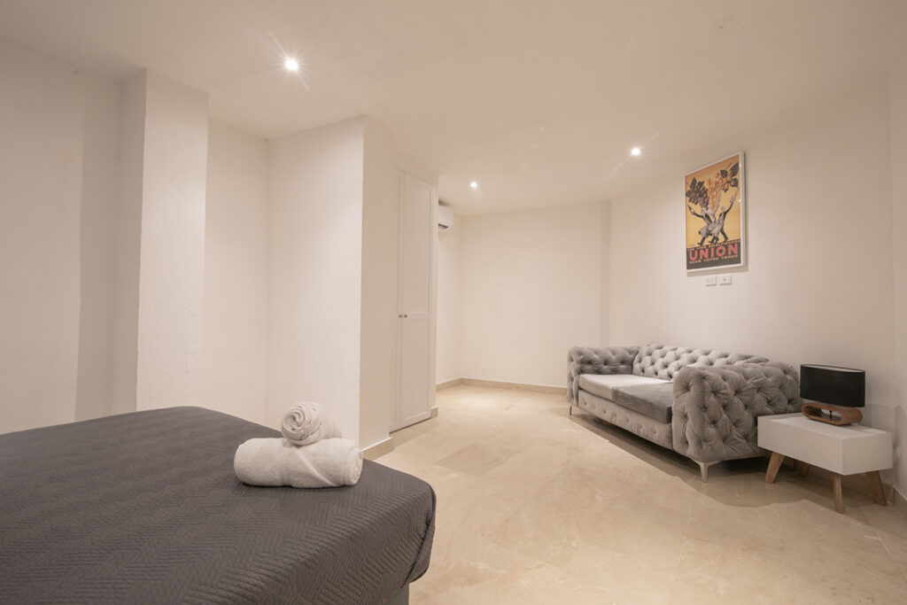 15 Bedroom House for Rent in Cartagena_13